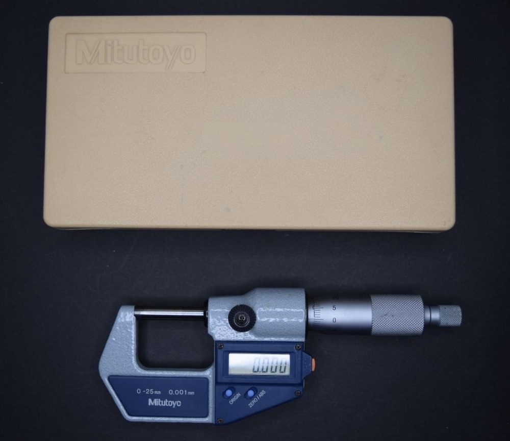 Mitutoyo Digimatic Micrometer MDC-25M #85