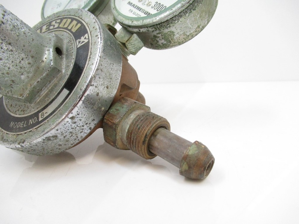 Matheson 8-590 Manometer With Gauges