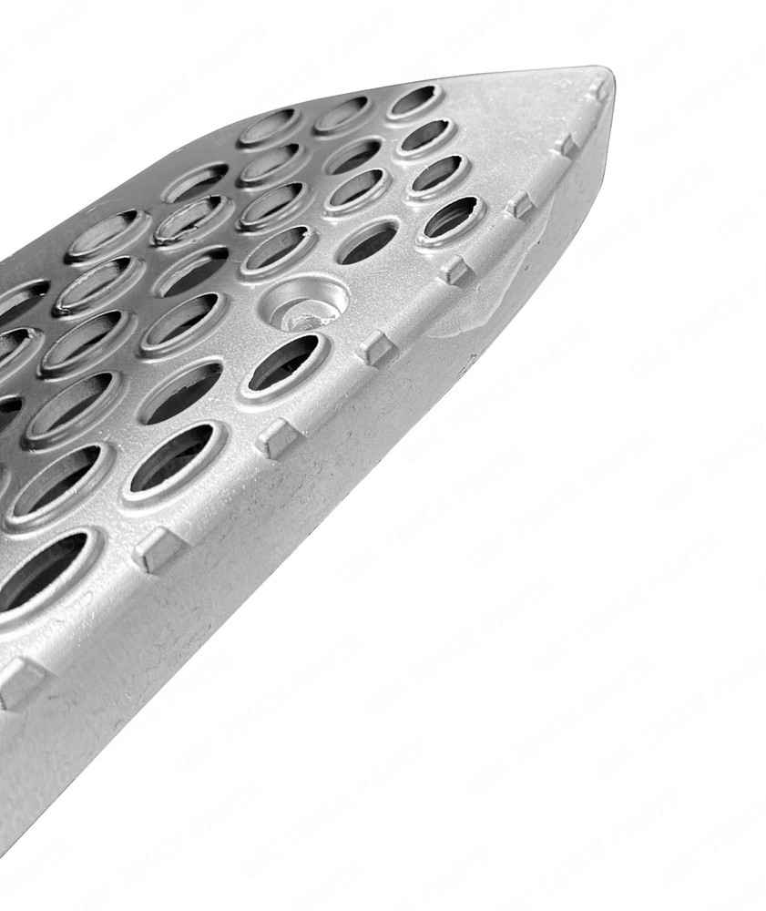 QSC Replacement Front Step Fairing Upper Step for Peterbilt 579 Next Gen 2022+
