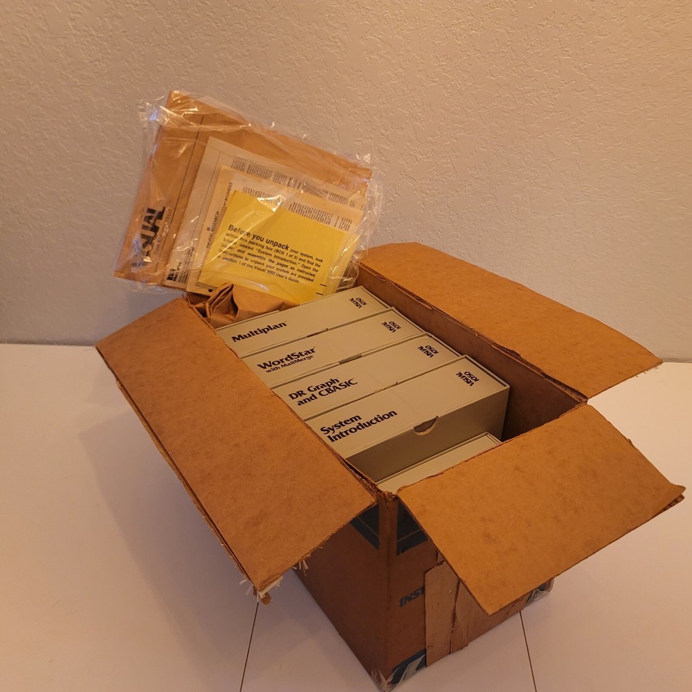 Vintage Visual 1050 Personal Computer with Boxes, Manuals, Disks L@@k!!! RARE!!!