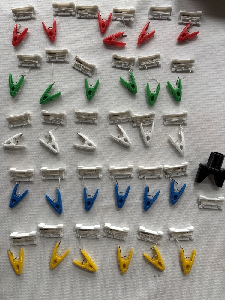 Adjustable Ceiling Twist-On Hangers Pkg of 30 w/Spring Loaded Clips and String