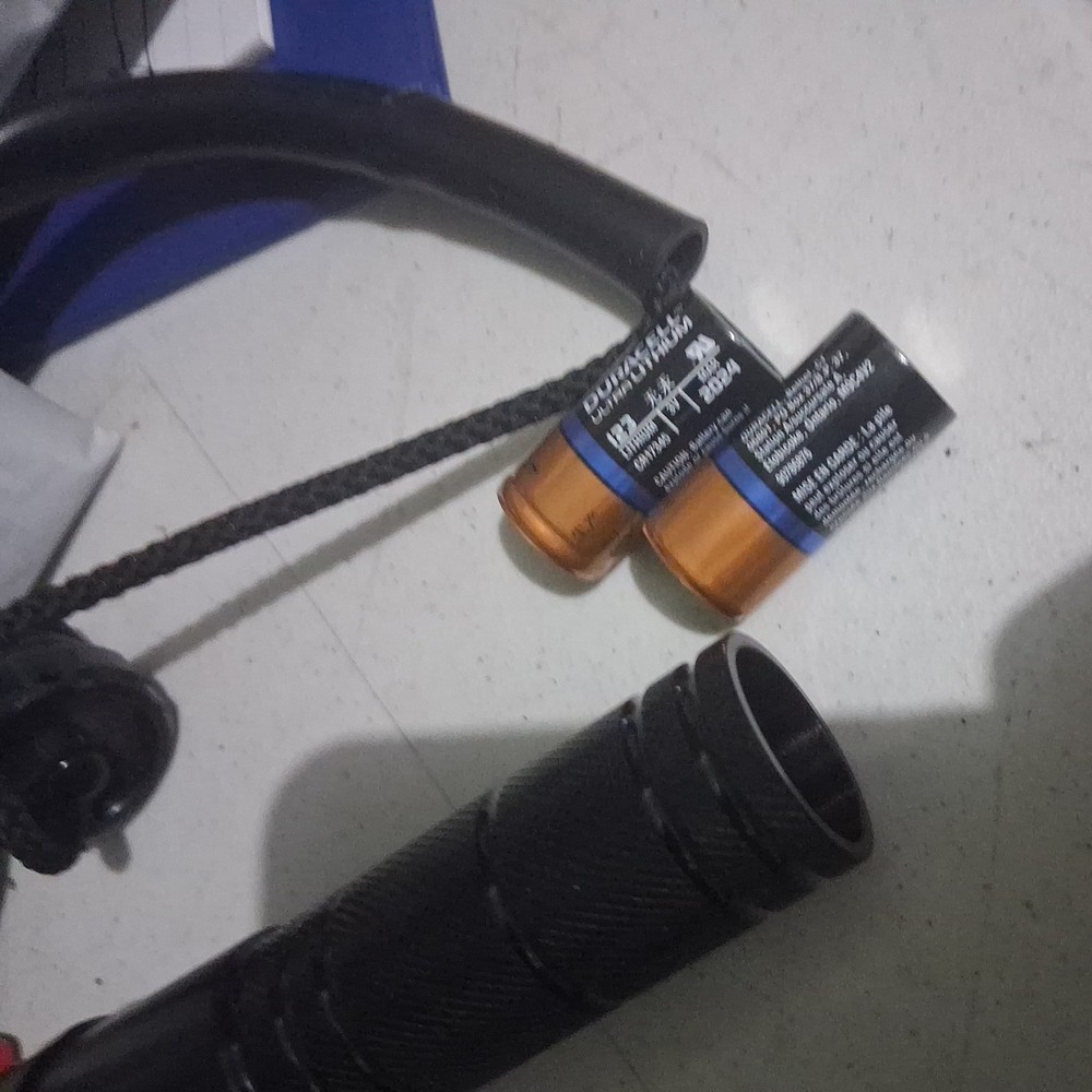 INTOVA LIGHT WATERPROOF TORCH DIVERS LED LIGHT