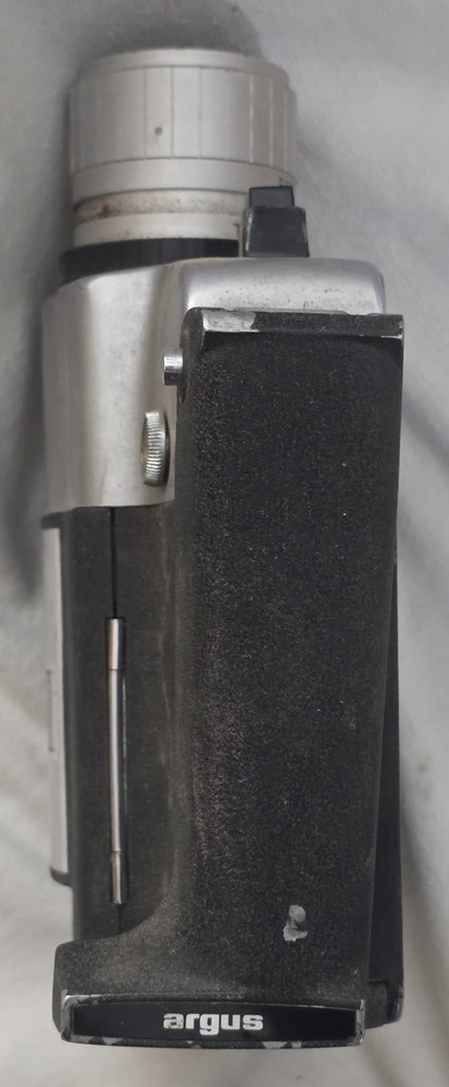 Vintage Arugus 812 Super Eight Model Movie Camera Untested