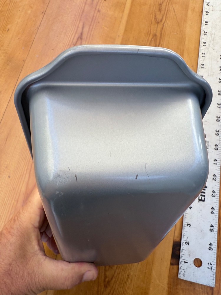 Metallic Professional Healthy Meatloaf Pan GRAY L5