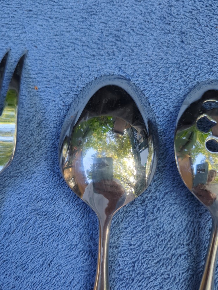 Mikasa 4 Piece Serving Set J1
