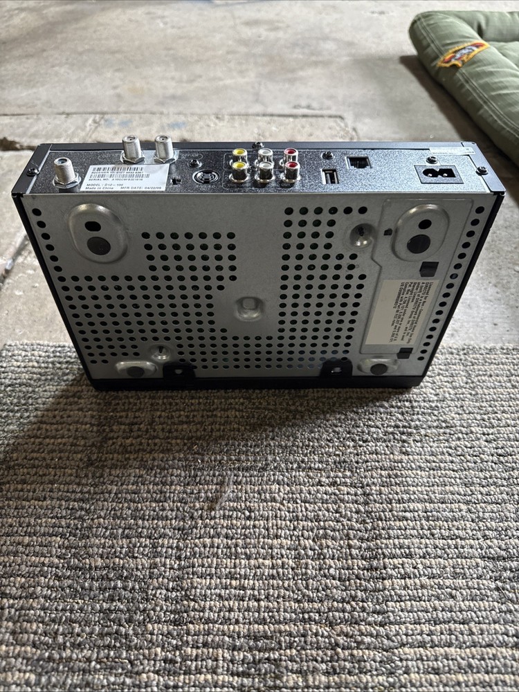DirecTV Standard Definition Receiver With DirecTV Remote In Box