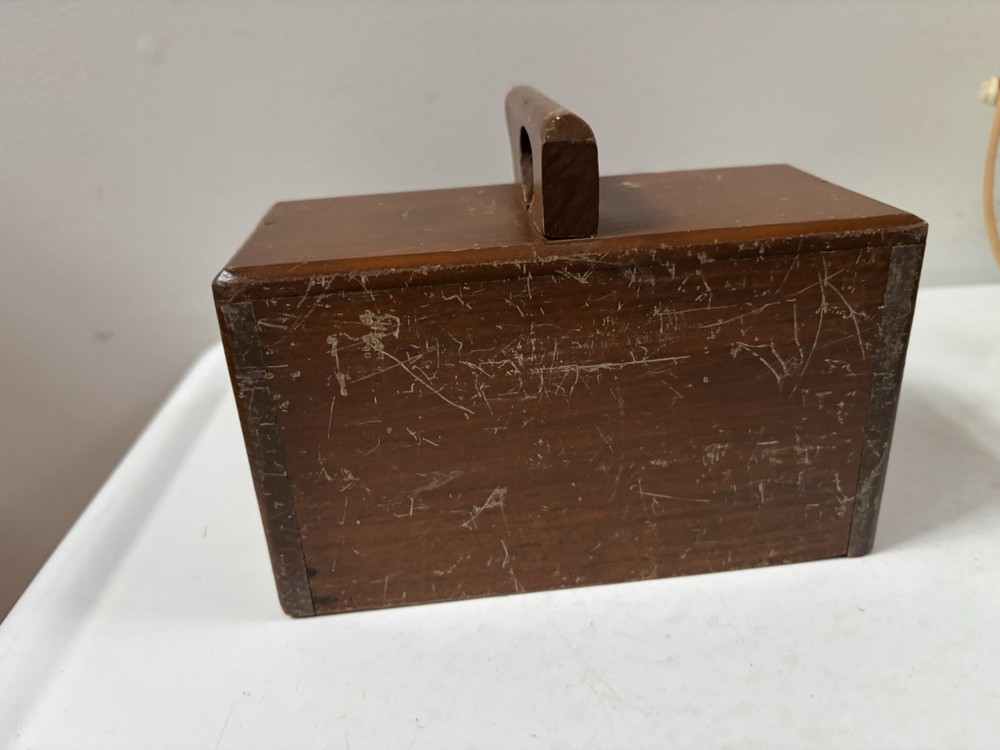 Wood Cranberry Primitive Harvest Scoop Cape Cod Model