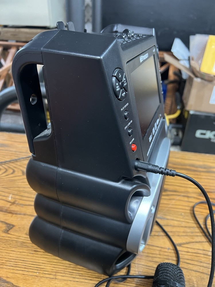 Emerson GM552 Karaoke Machine