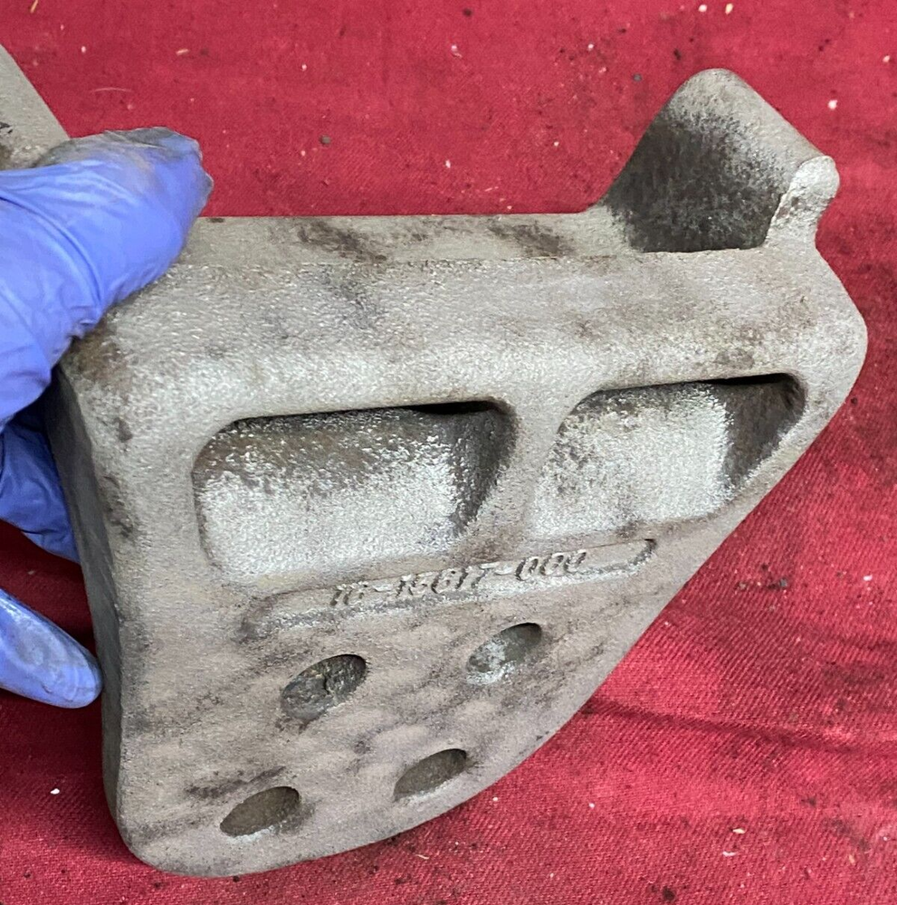 FREIGHTLINER AXLE STOP, MOUNT, BRACKET 16-15617-000