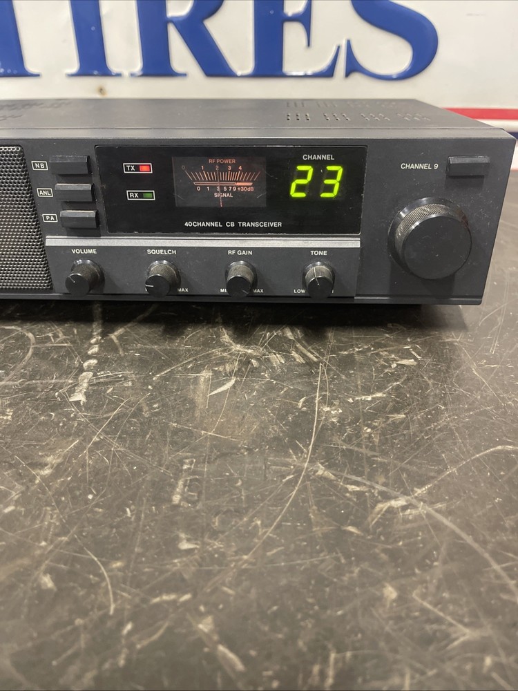 Uniden Pro 710e Base Station CB Radio