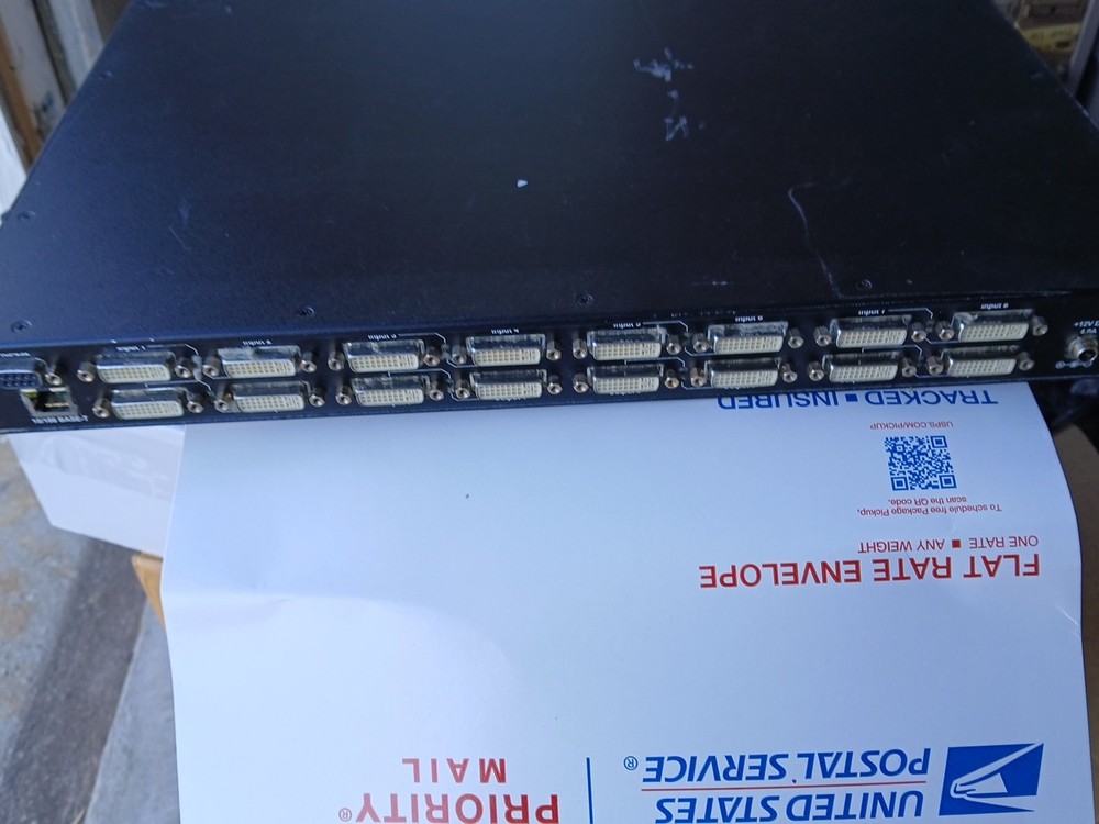 RGB SPECTRUM Multi Video Viewer Switcher 8x8sp