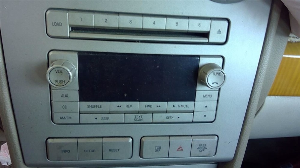 MKZ 2007 Glove Box 18909
