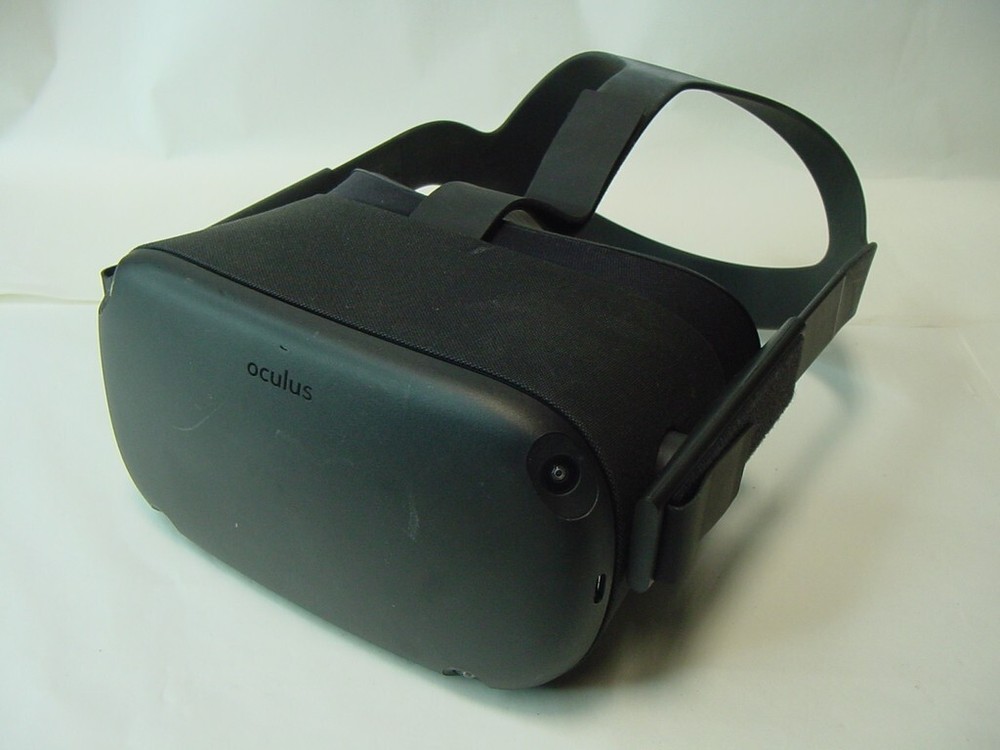 OCULUS VR HEADSET MODEL MH-B
