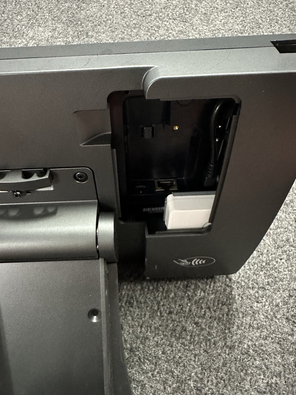 ELO ESY10i1B Touchscreen POS Computer/Card Reader, Great Condition, UNIT ONLY