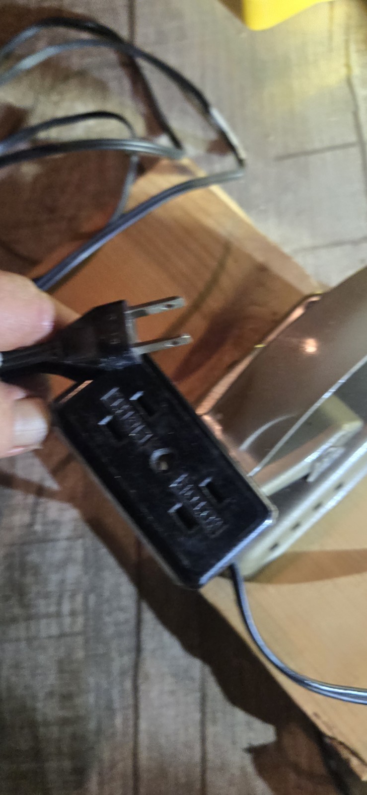 Vintage WHITE Sewing Machine Model 764 with Pedal EXCELLENT SHAPE