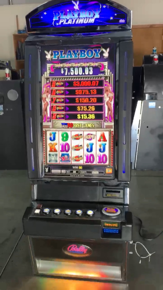 BALLY Playboy Platinum VIDEO MACHINE