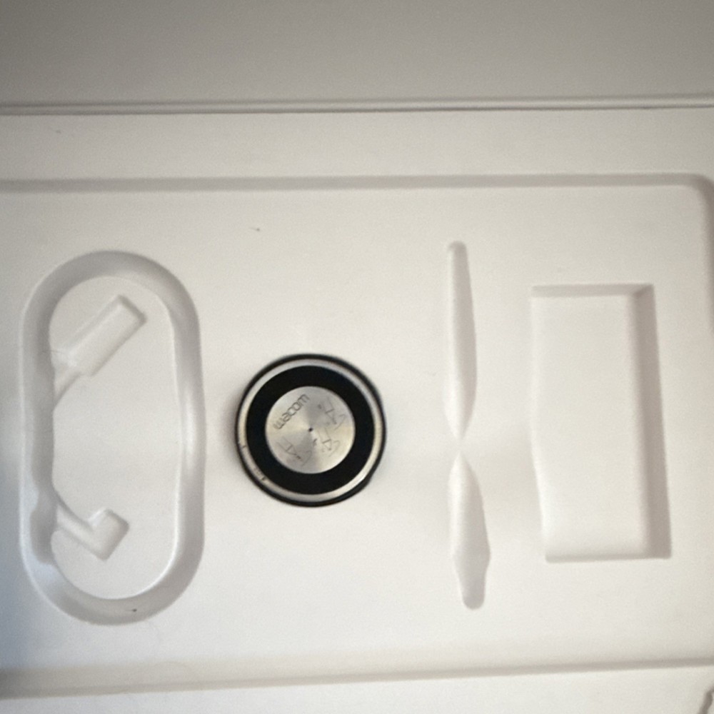 Wacom Intuos Pro Graphics Tablet Professional Drawing & Design