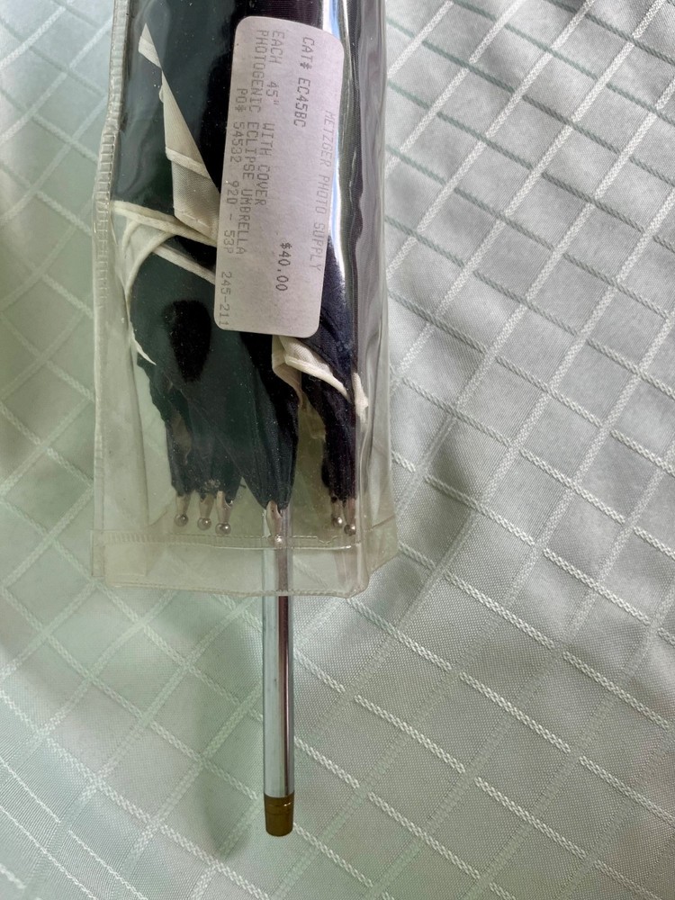 Photogenic ECLIPSE Umbrella 45" with cover - EC45BC - White Panel