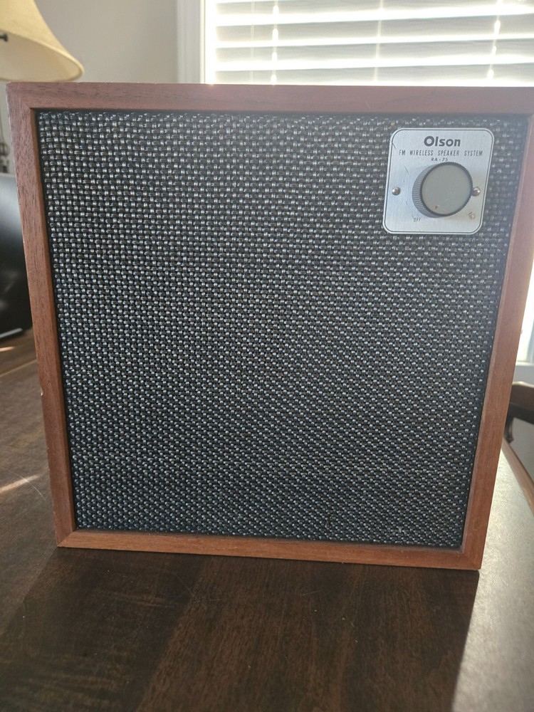 OLSON RA-75 VINTAGE FM Wireless Speaker System Speaker-Tested/Works