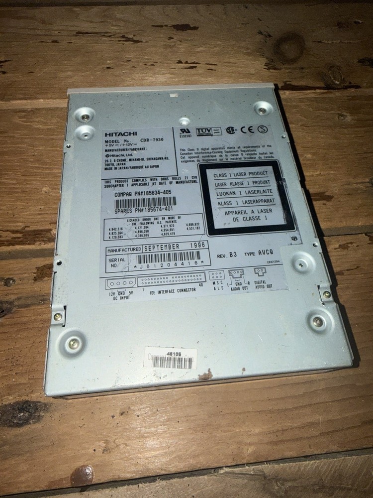 Hitachi CDR-7930 CDR7930 CD-ROM Drive +5V-+12V