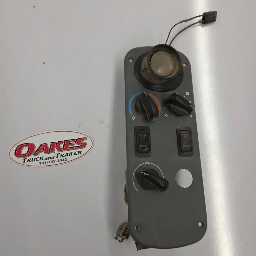 2006 Freightliner Columbia Sleeper Heater Controls