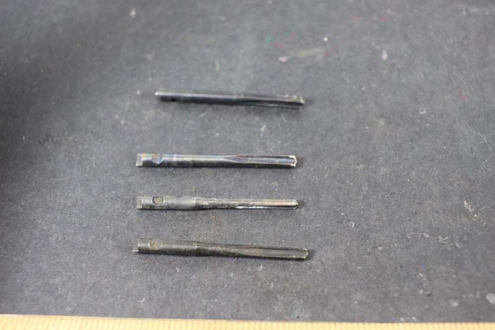 Klein Tools No.64002 Push Drill with 4 Bits
