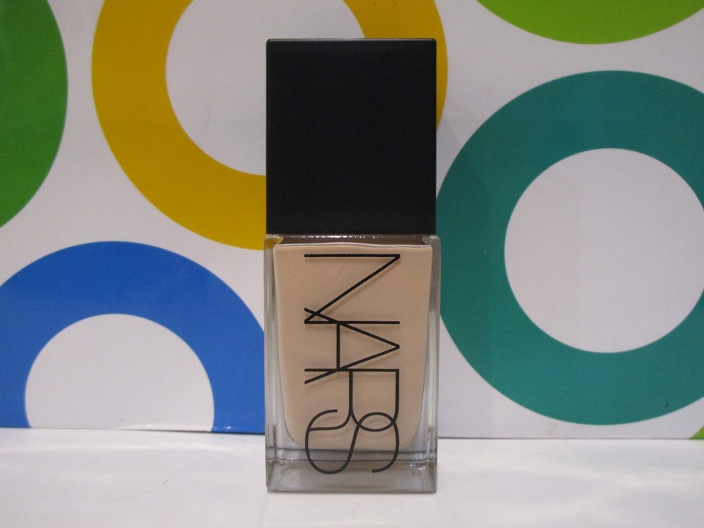 NARS ~ LIGHT REFLECTING FOUNDATION ~ L 2 MONT BLANC ~ 1 OZ