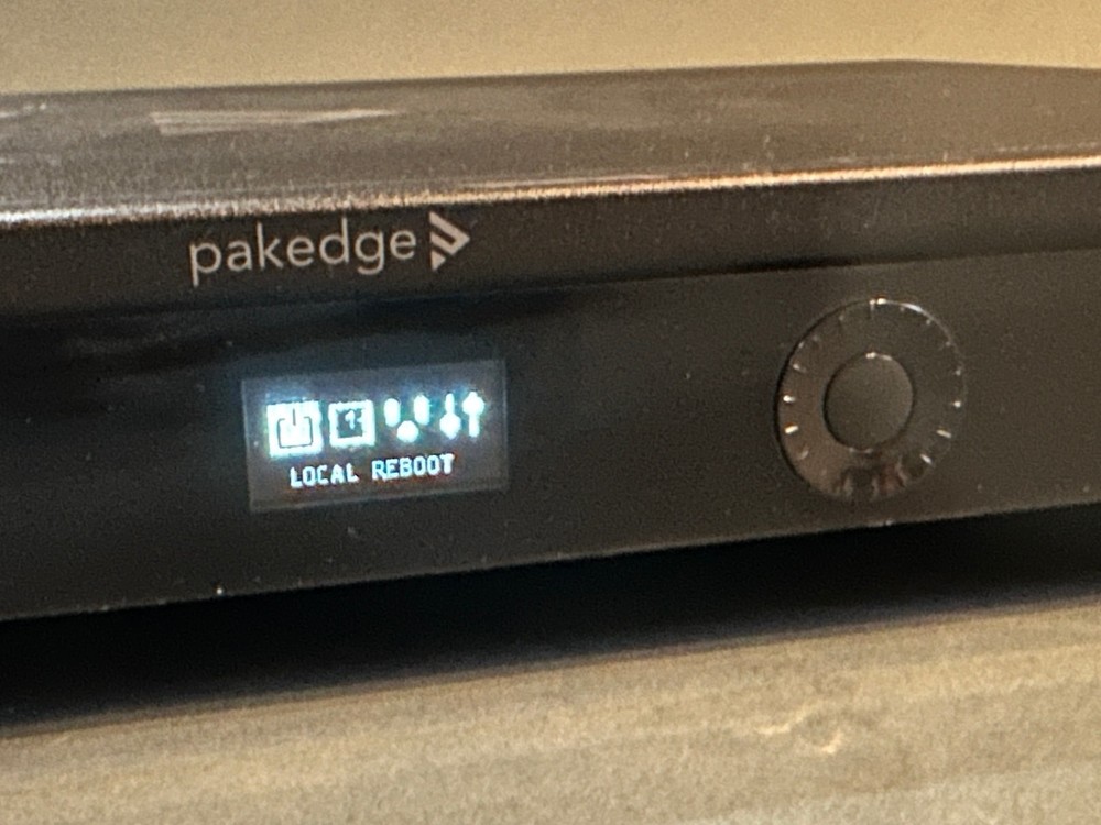 Pakedge PE-09N Power Distribution Unit