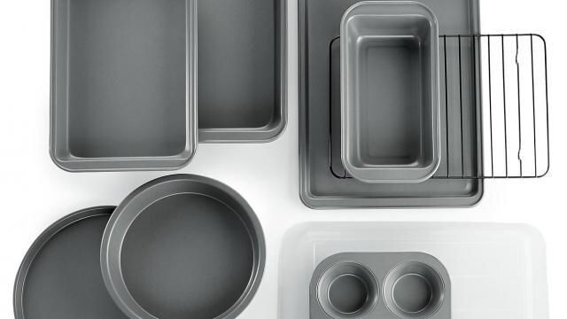 MARTHA STEWART ESSENTIALS 10-Pc. Bakeware Set, New