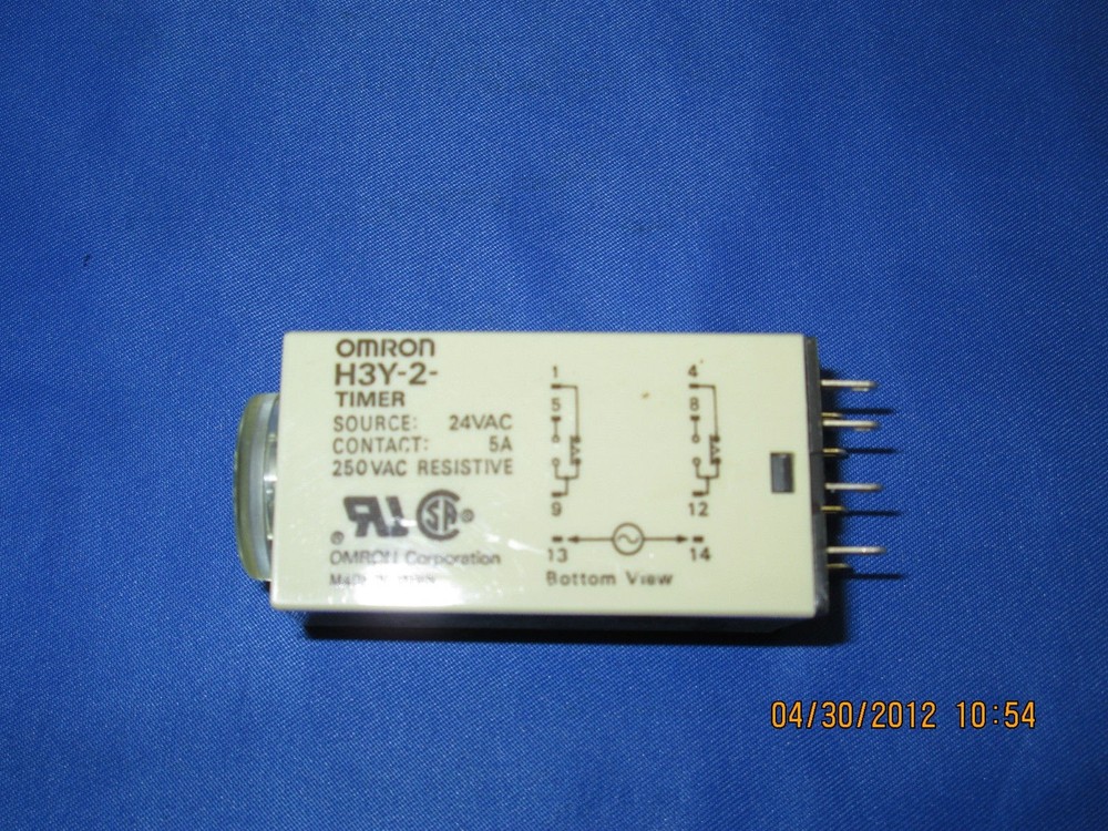 Omron Timer H3Y-2-10S new
