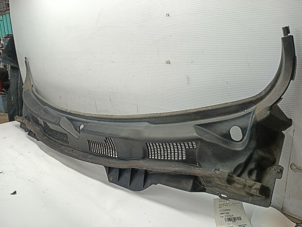 2009-24 RAM 1500 Cowl Vent Panel (12789165