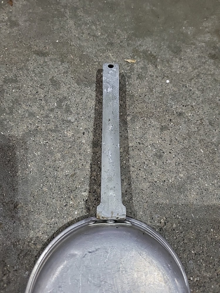 ORIGINAL WWII US ARMY & MARINE MESS KIT-DATED 1945