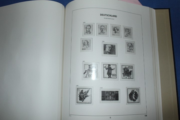 BUND Germany + Berlin DAVO Hingeless binder dustcase BlueLakeStamps Most Useful