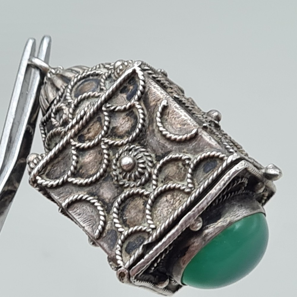 Antique Silver & Jade Sone Pill/Snuff box