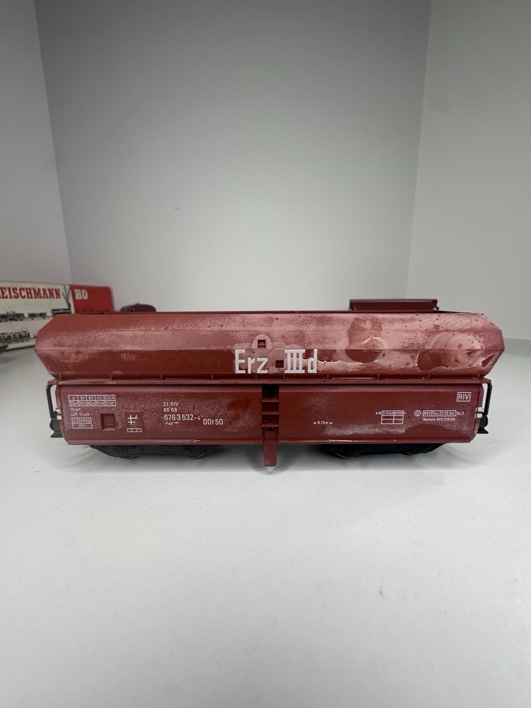 Fleishmann 5520, DB Self-Unloading Hopper, & Baggage Cart "Prussia Railway"
