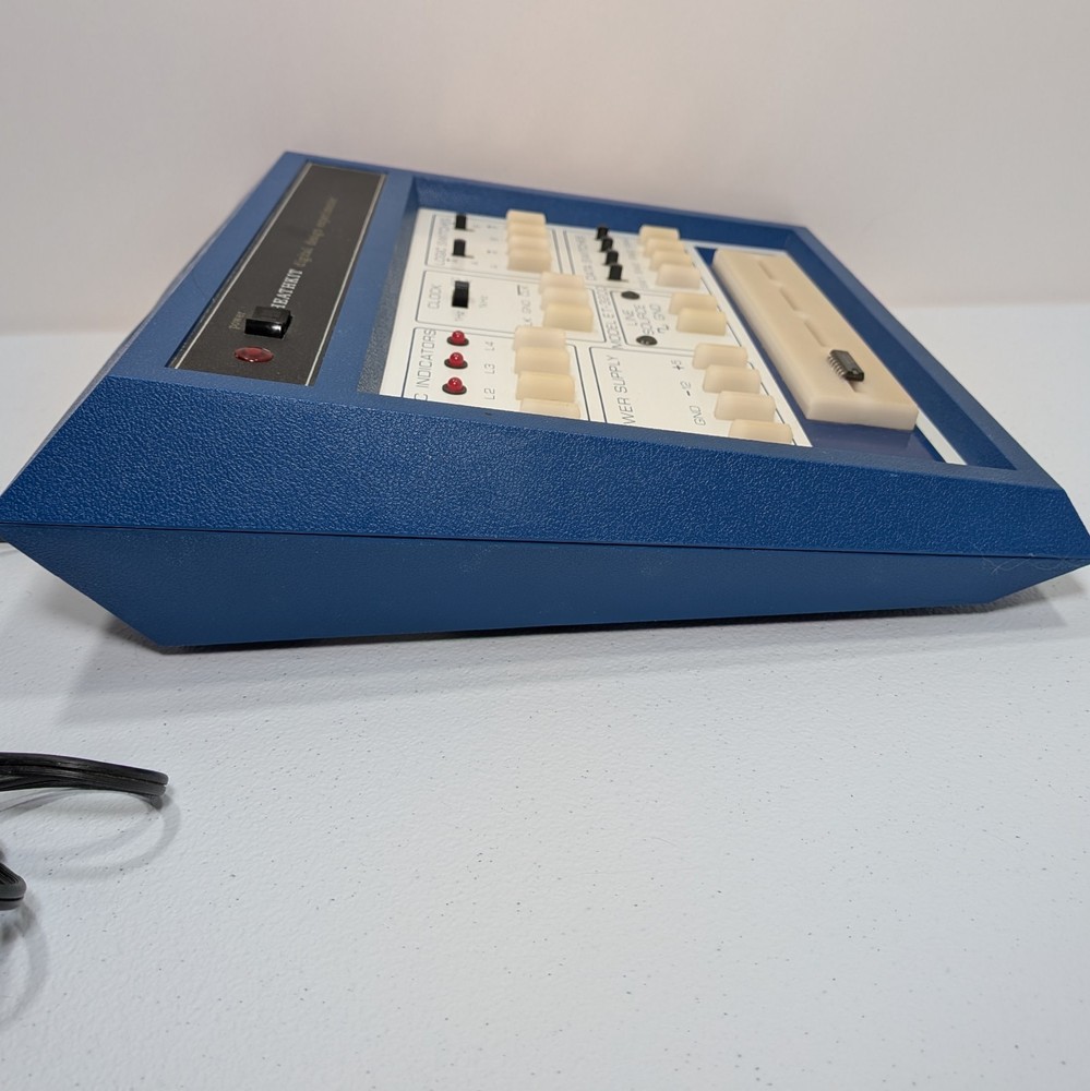 Vintage Heathkit Model ET-3200 Electronic Design Experimenter - Powers On
