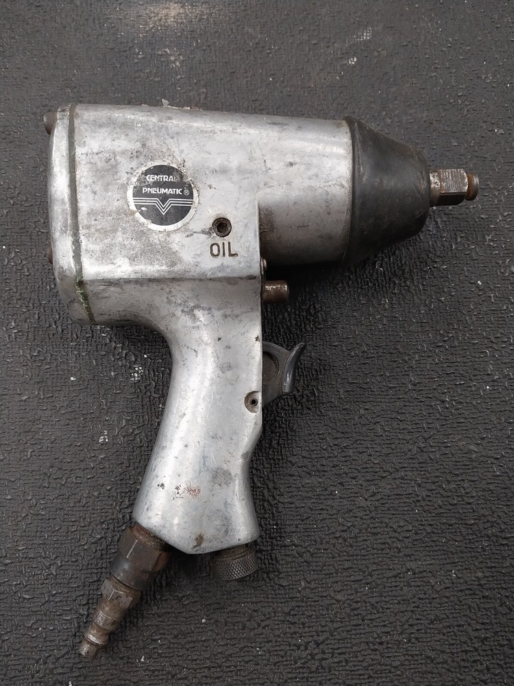 Used Central Pneumatic 1/2" Pneumatic Impact