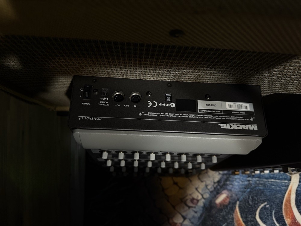 DIGI 002 RACK, MACKIE CONTROL C4 And A LOGIC CONTROL EMAGIC