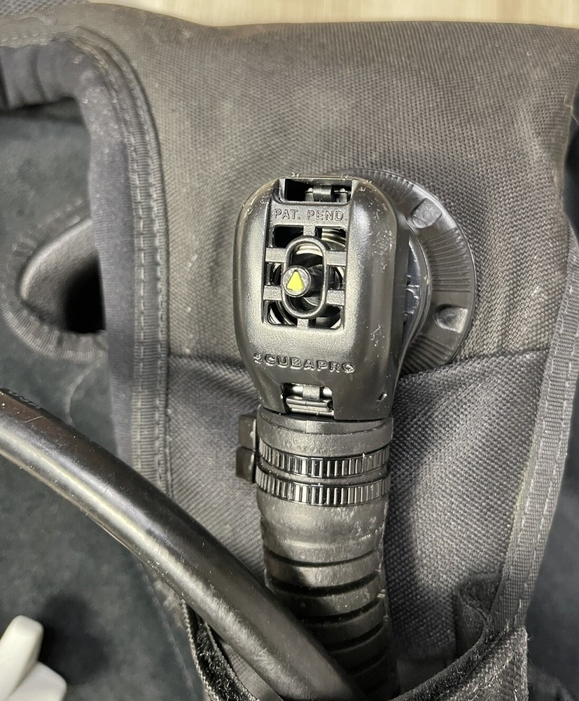 2005 Scubapro Knighthawk Scuba Pro Air2 Buckle Weight System Untested