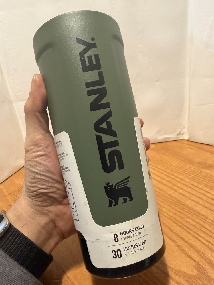 Stanley Activate Shaker Bottle 20 (Cover is missing)