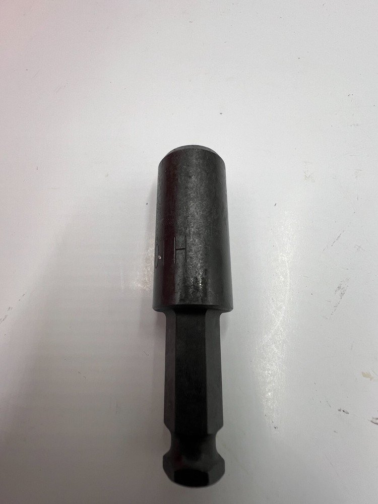 Flexco H100 Power Wrench 30446 for use with Flexco Hinged Bolt Fasteners