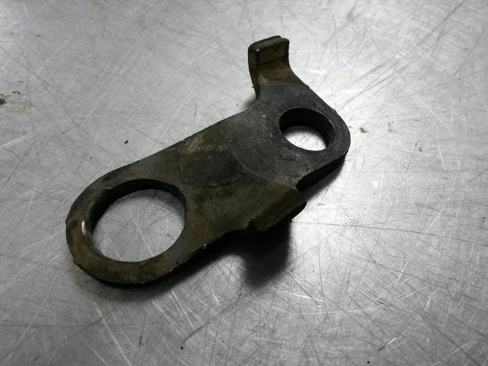 Engine Lift Bracket For 94-95 Dodge Intrepid  3.3