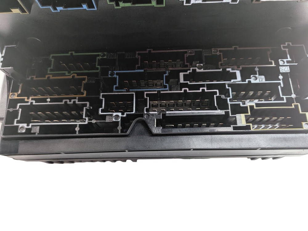 2011 MERCEDES E350 (W212) 3.5L FRONT SIGNAL ACQUISITION SAM CONTROL MODULE