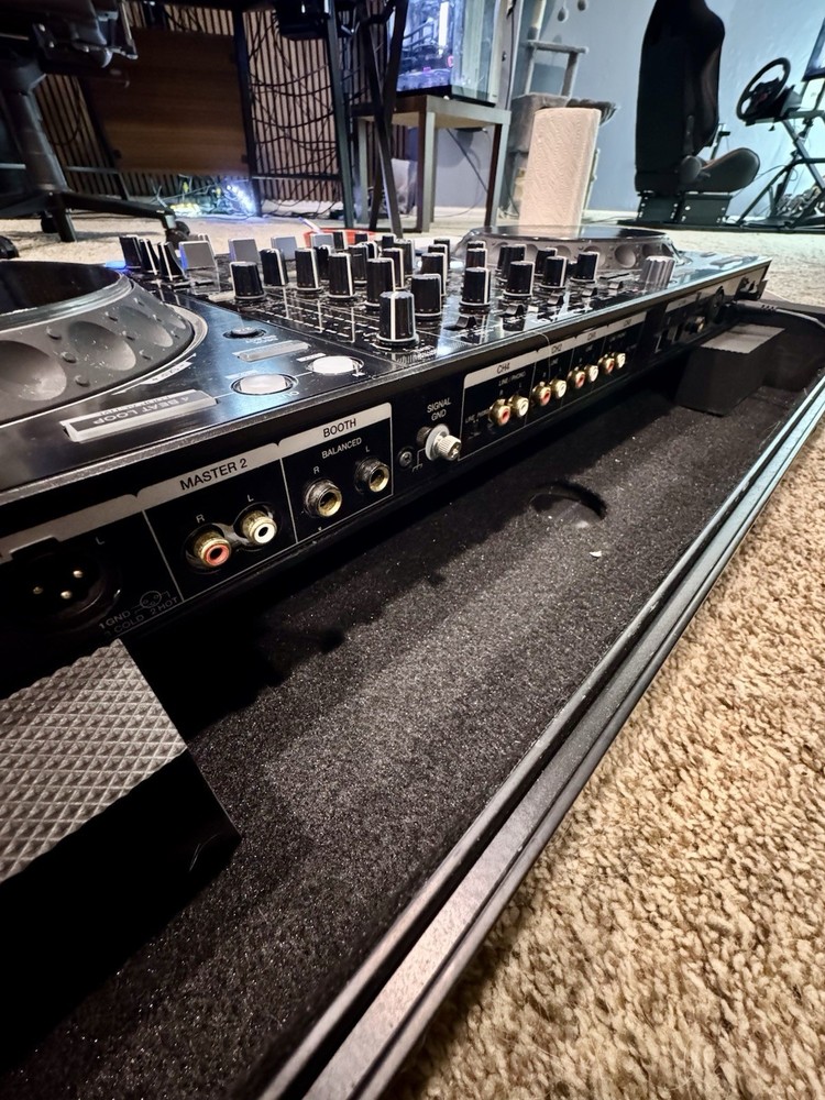 Pioneer DJ DDJ-1000SRT Controller *W/ FLIGHT CASE*