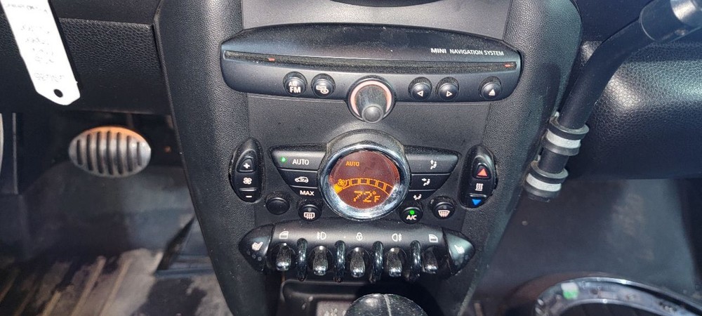 15 Mini Cooper Information/GPS/TV Display Screen