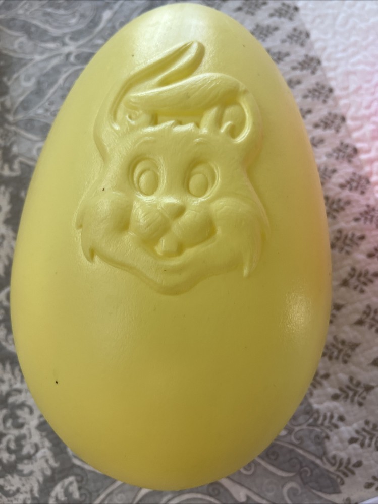 Vintage General Foam Plastic Easter Eggs (2) Mold 14". (2) Baskets