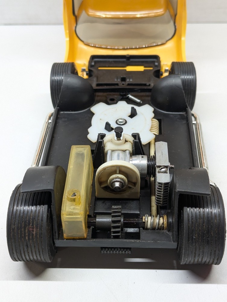 Cox Action Van Vintage 1976