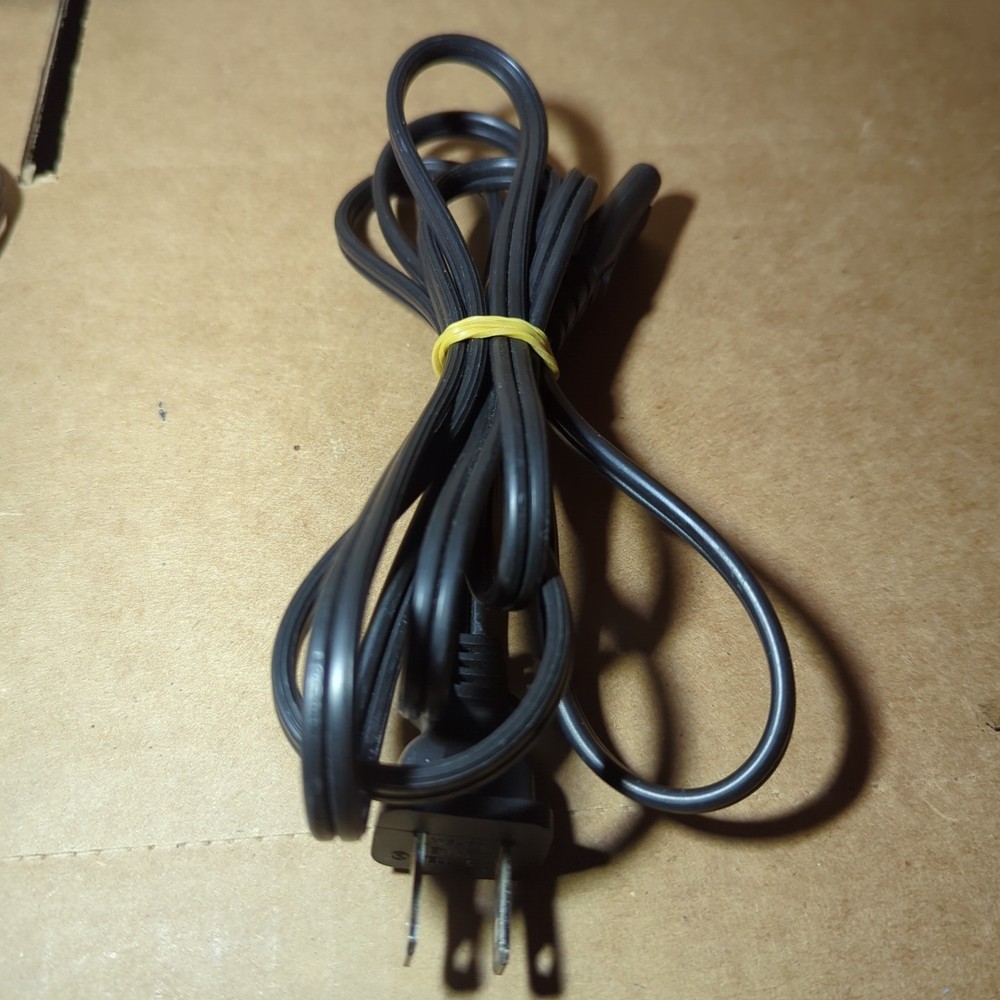 Sony PlayStation 1 PS1 Console SCPH-9001 Bundle w/Memory Card, Controller, Cords