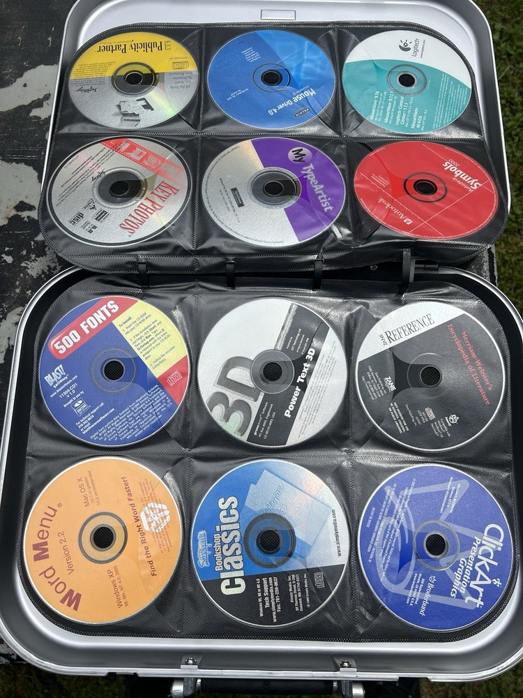 100 Plus CD ROMs Whole Case