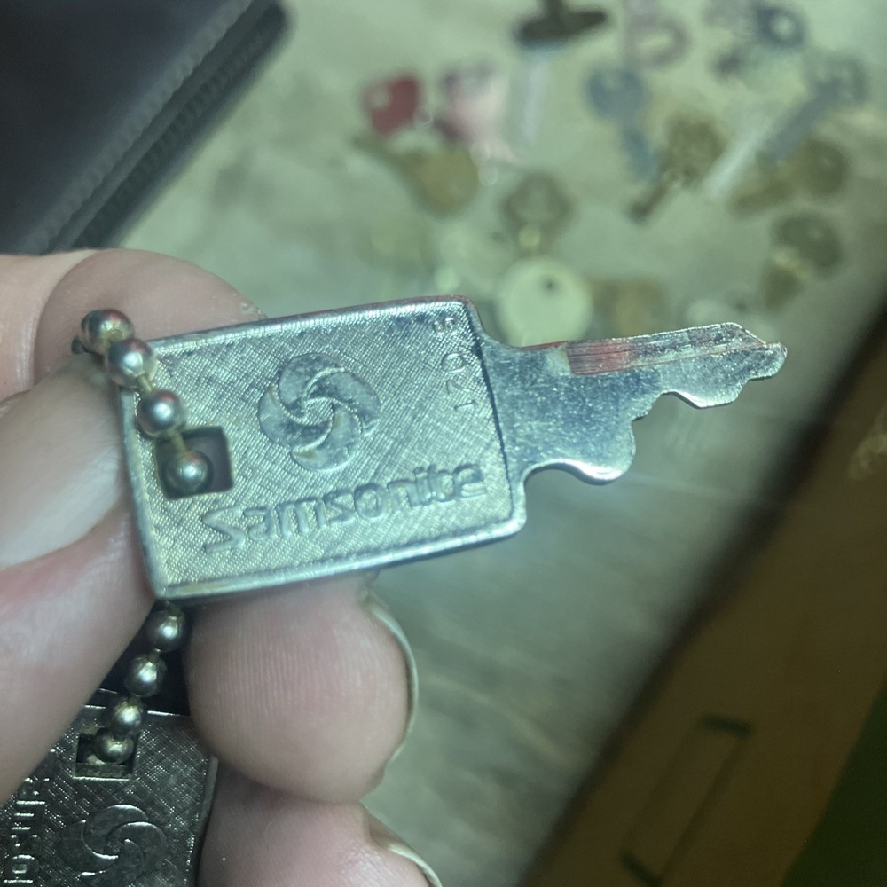 (5) Samsonite Luggage Keys Model 170S